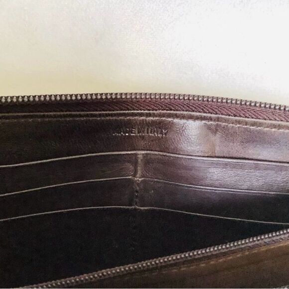 Prada Zip Around Brown Leather Wallet with delicate stud detail rare - Picture 4 of 7